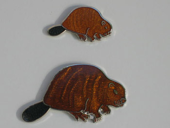 CLOISONNE BEAVER PIN - SMALL