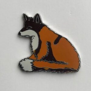 CLOISONNE FOX PIN