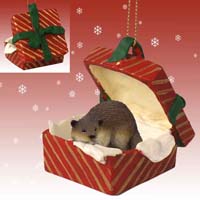 A. BEAVER RED GIFT BOX ORNAMENT