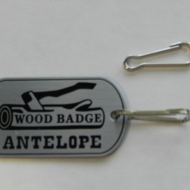 Antelope Zipper Pull