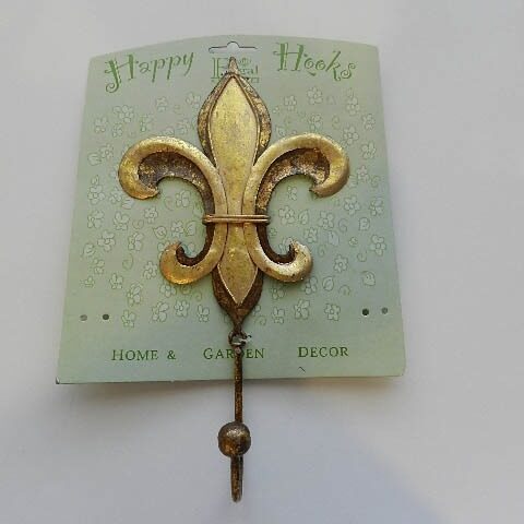 FLEUR DE LIS HOOK