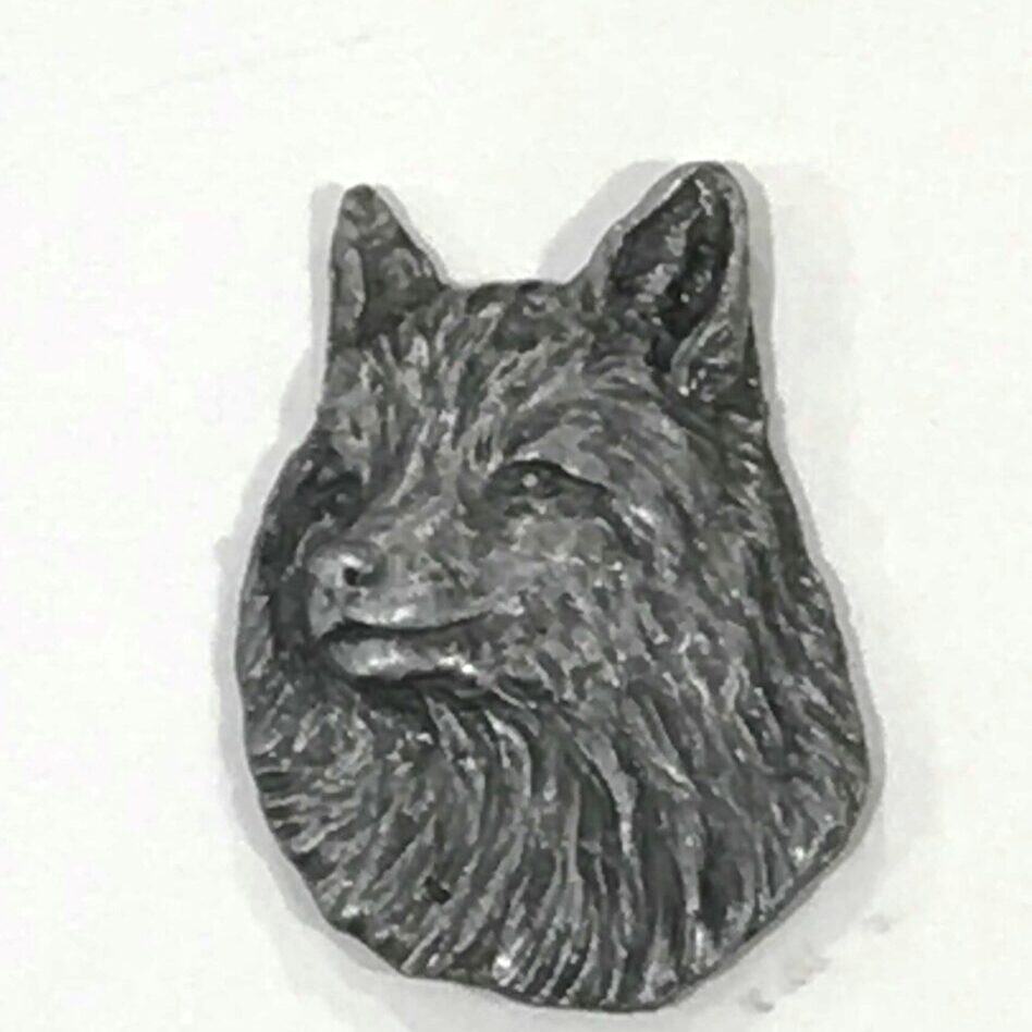 Furry Fox Head Pin