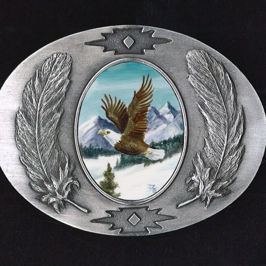 EAGLE BELT BUCKLE SOARING - PEWTER/FEATHER